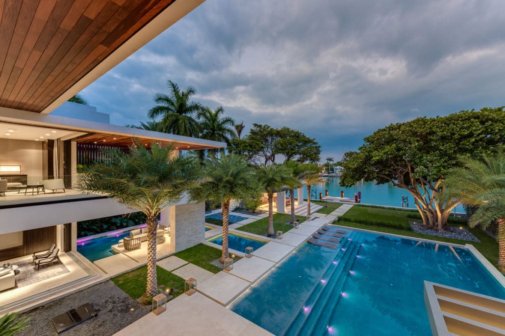 Choeff Levy Fischman Designs Luxury Waterfront Home Around Banyan ... Choeff Levy Fischman Designs Luxury Waterfront Home Around Banyan ...