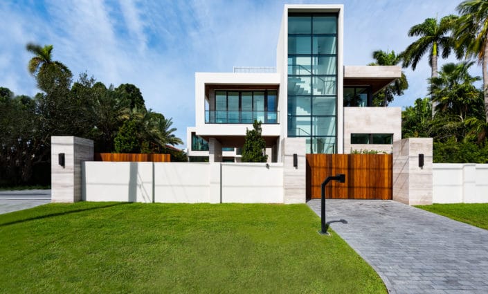 1_front-exterior